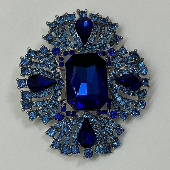 Blue Rhinestone Cross/Flower Brooch - Picture 3 of 8